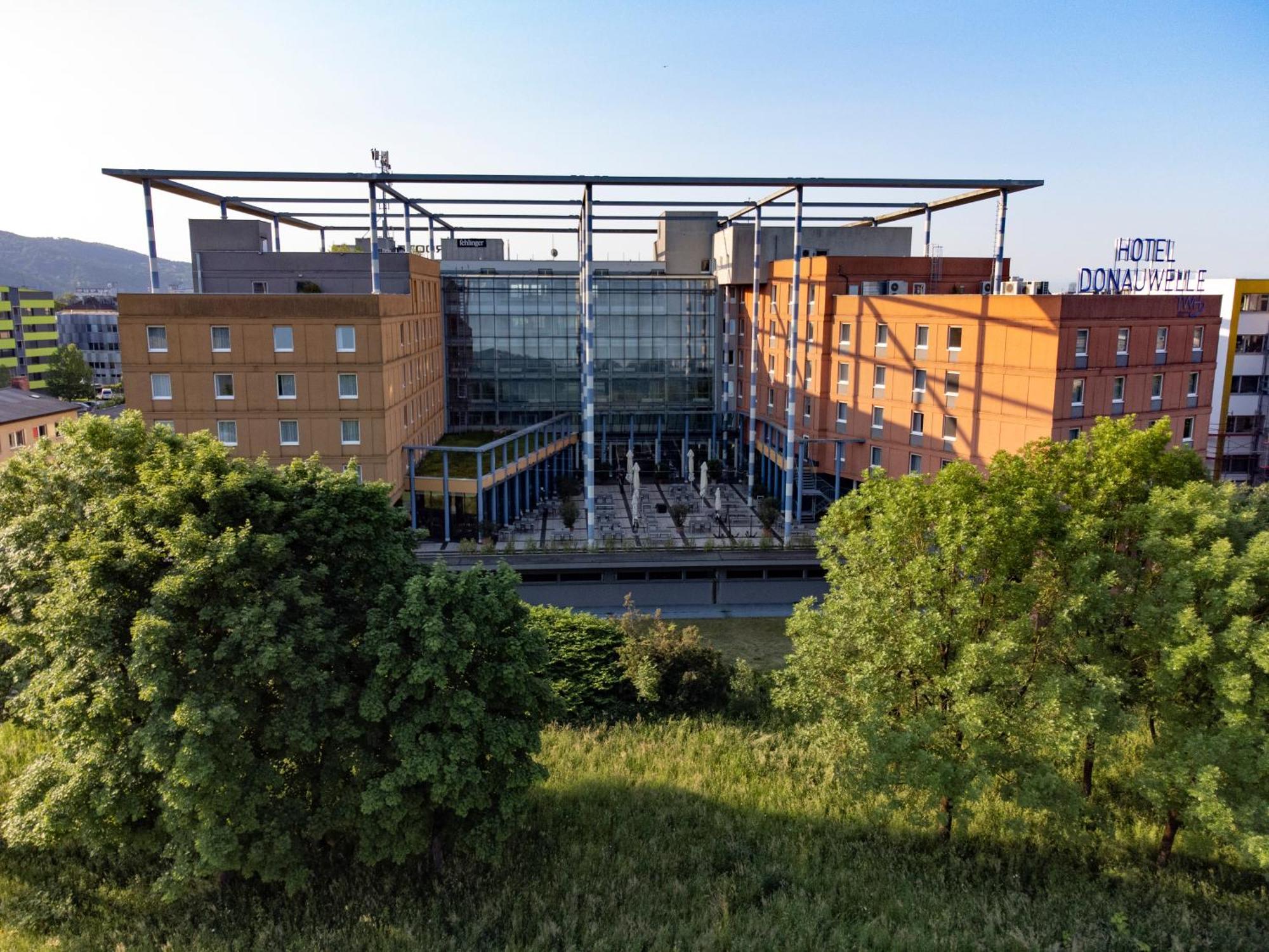 Trans World Hotel Donauwelle Linz Exterior foto