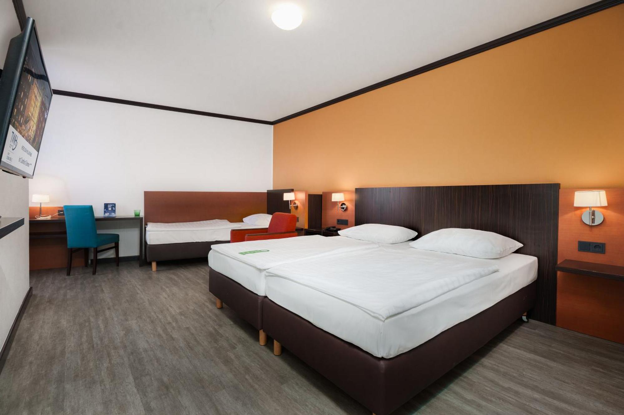 Trans World Hotel Donauwelle Linz Exterior foto