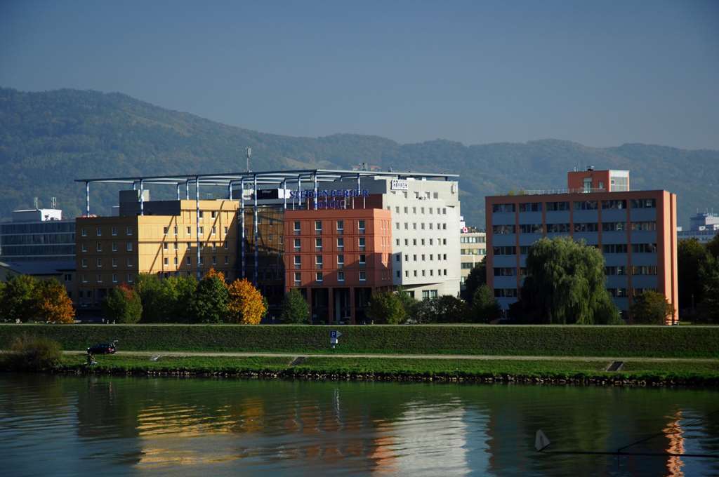 Trans World Hotel Donauwelle Linz Exterior foto
